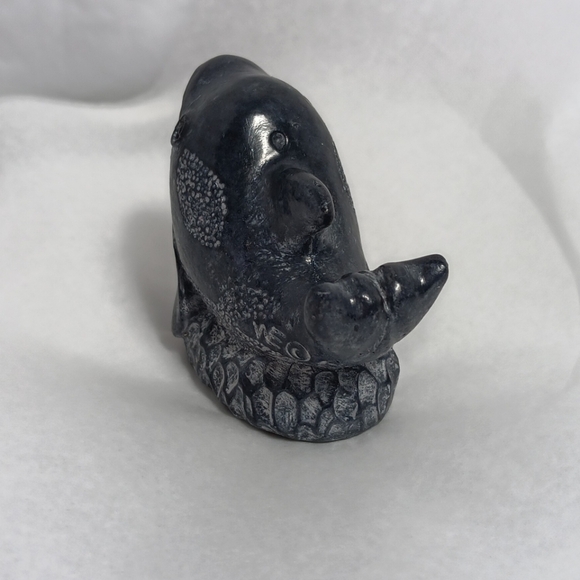 A Wolf Original Dolphin Sculpture Figurine Soap Stone Gloss Finish Cute Baby - Picture 4 of 12